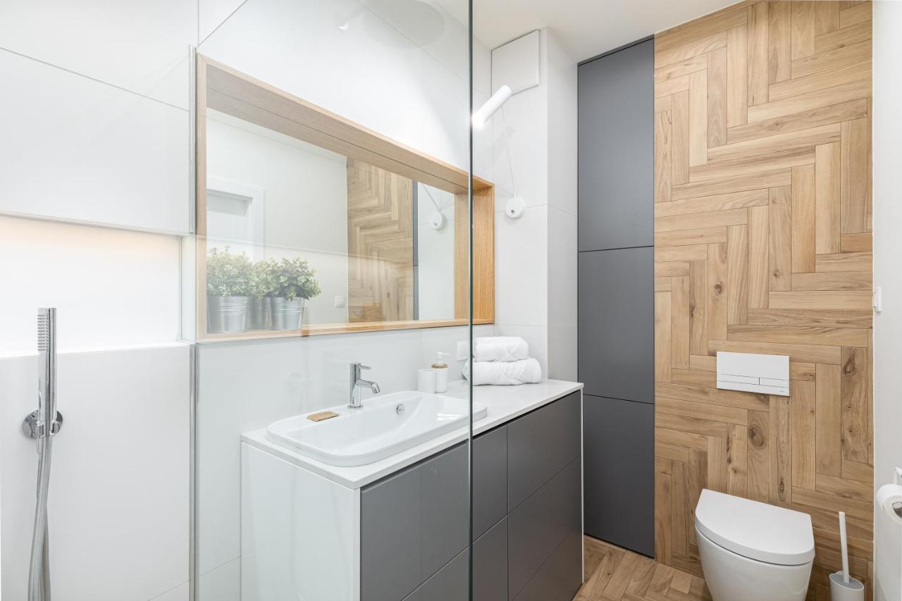 Dots Apartments Rakowicka クラクフ エクステリア 写真